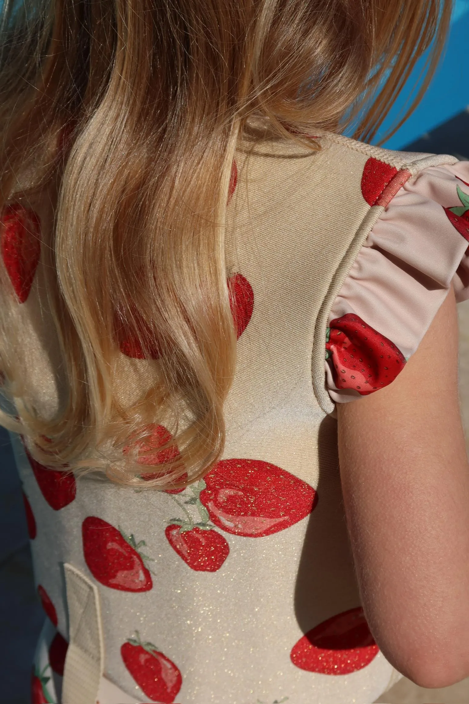 Avery Swim Vest Strawberries