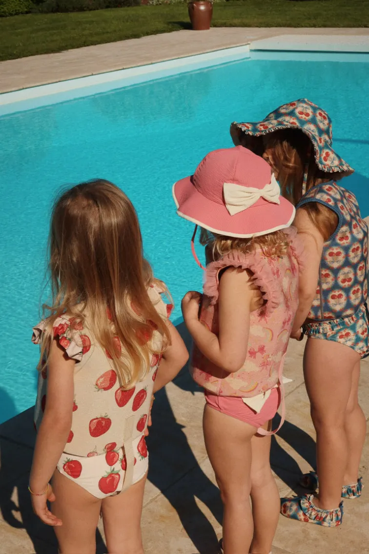 Avery Swim Vest Strawberries