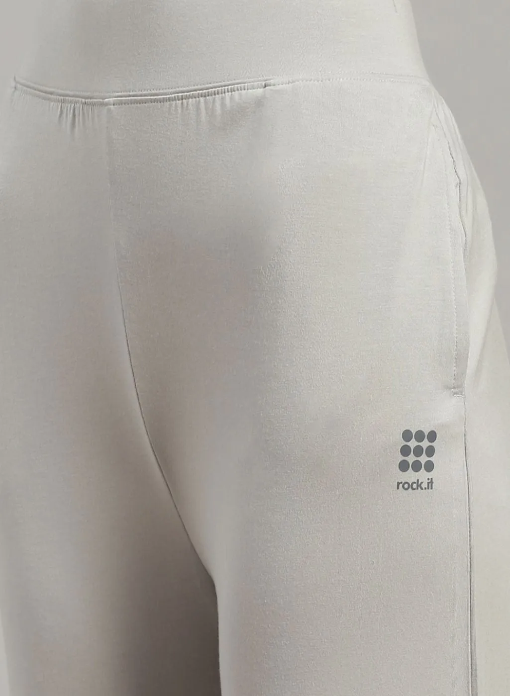 Women Grey Solid Trackpant